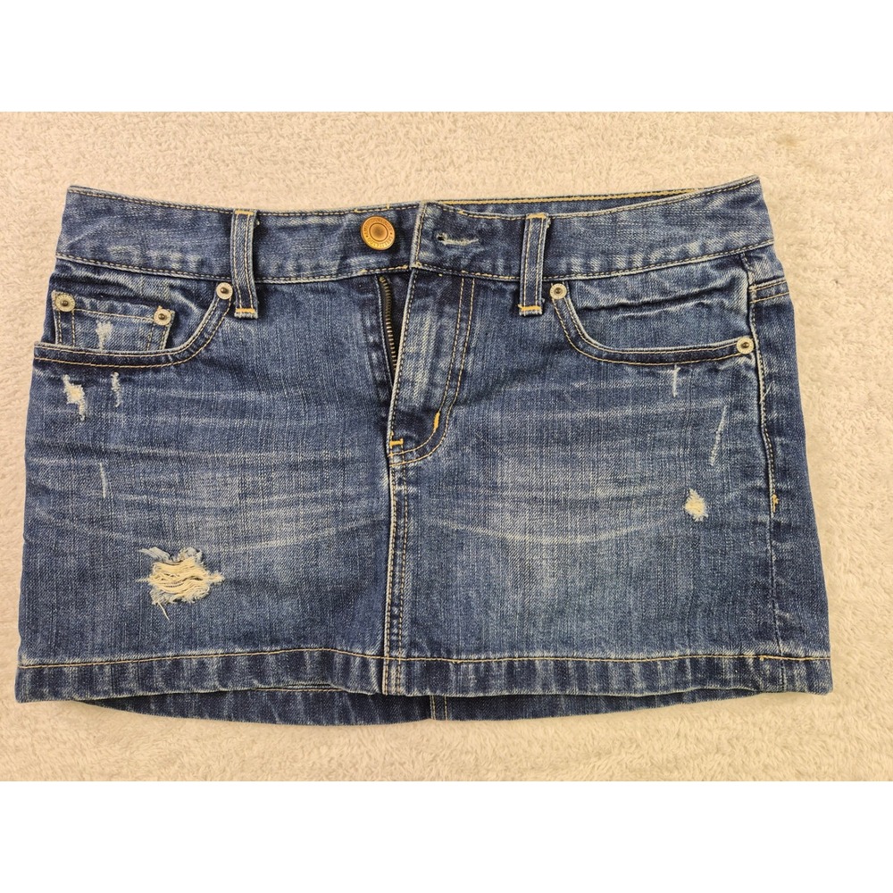 American Eagle Distressed Denim Mini Skirt Size 0 Medium Wash Y2K Low Rise